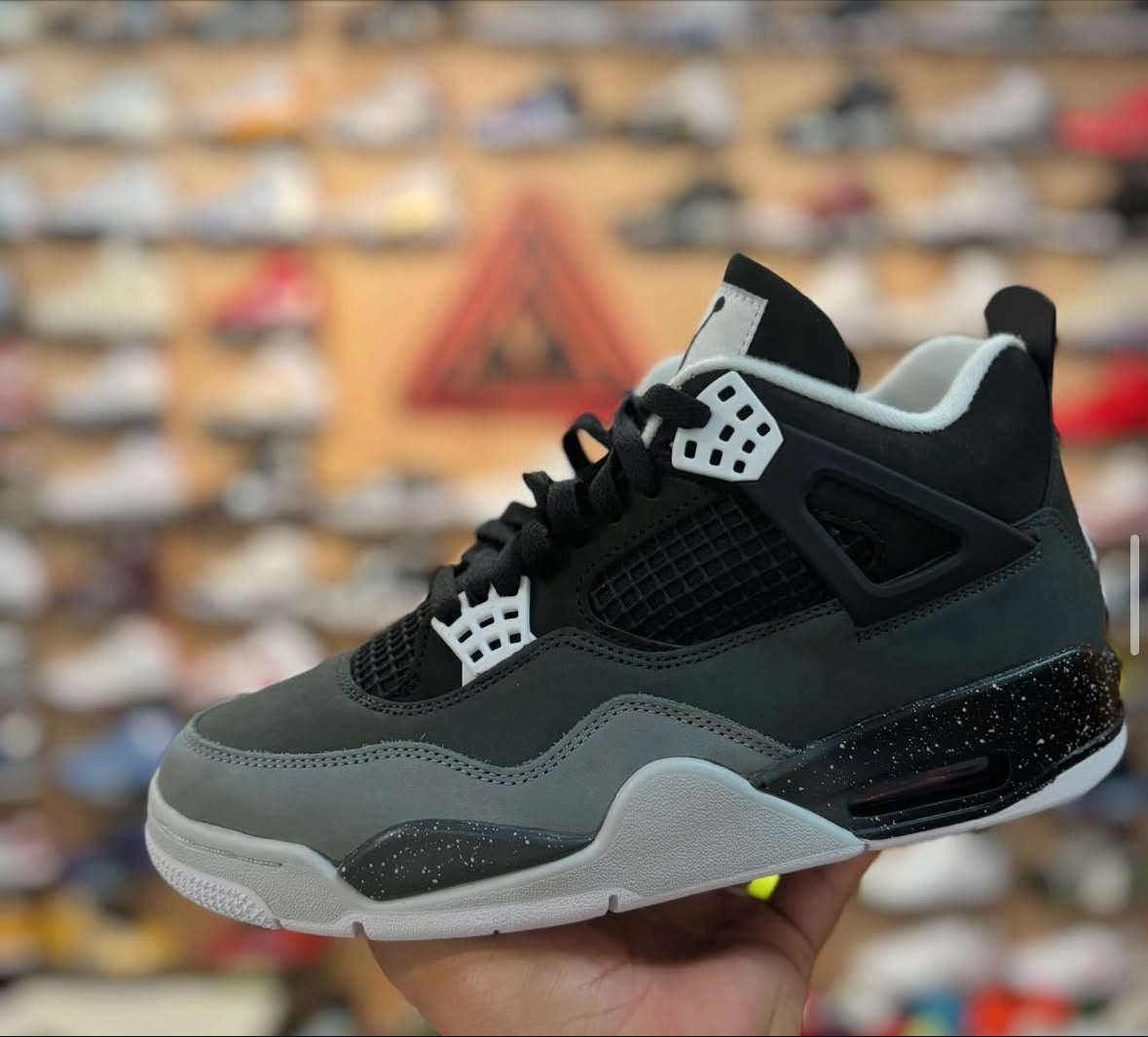 Jordan 4 Retro Fear