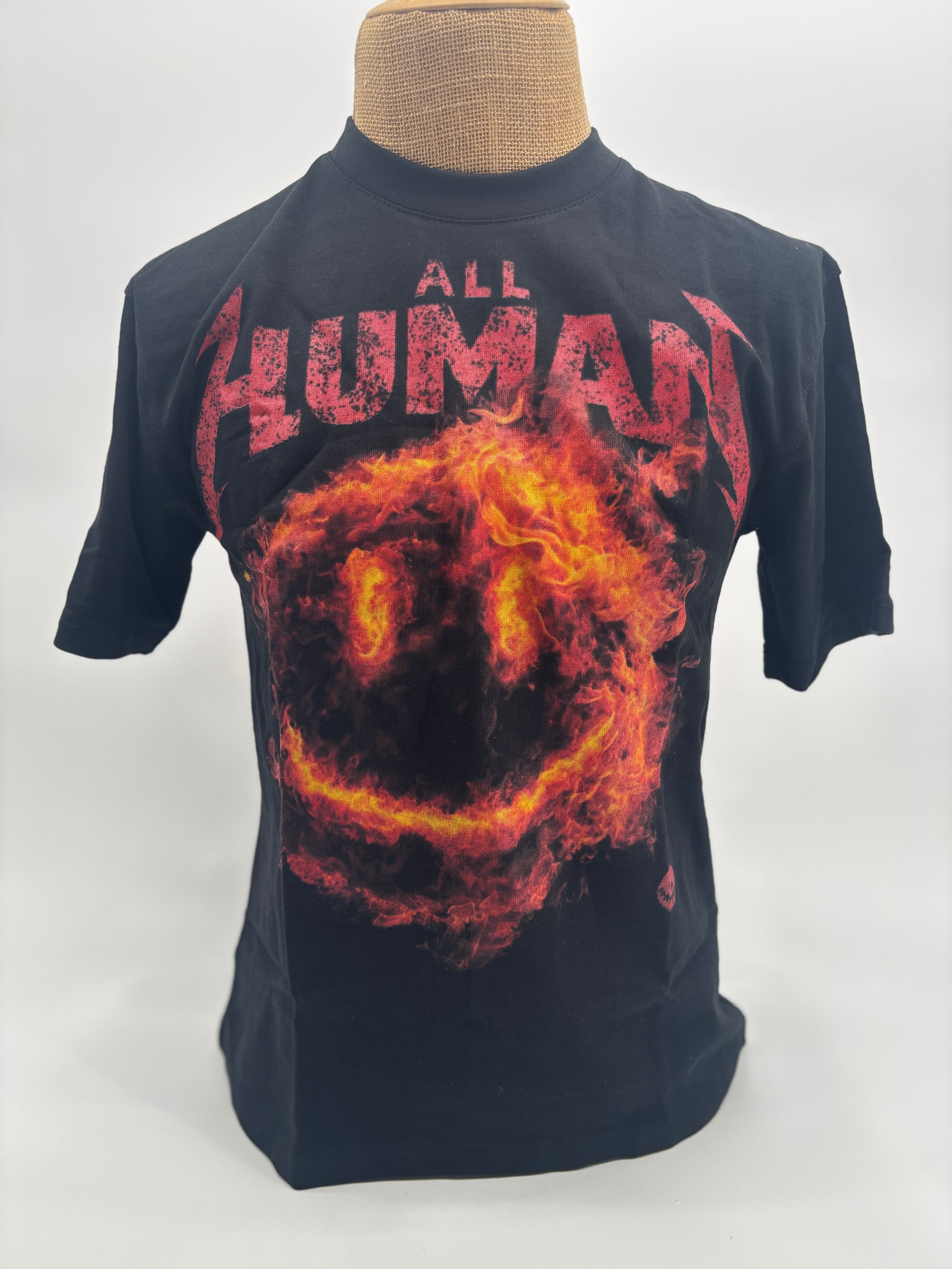 A.H. World Tour Tee Blk