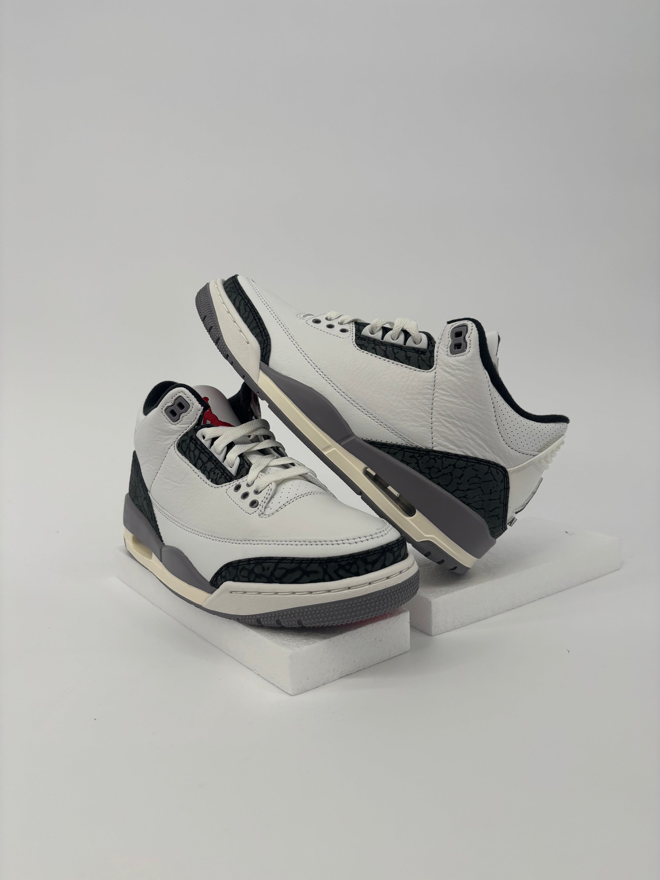 Jordan 3 Retro Cement Grey