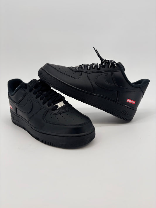 Nike Air Force 1 Low Supreme Black
