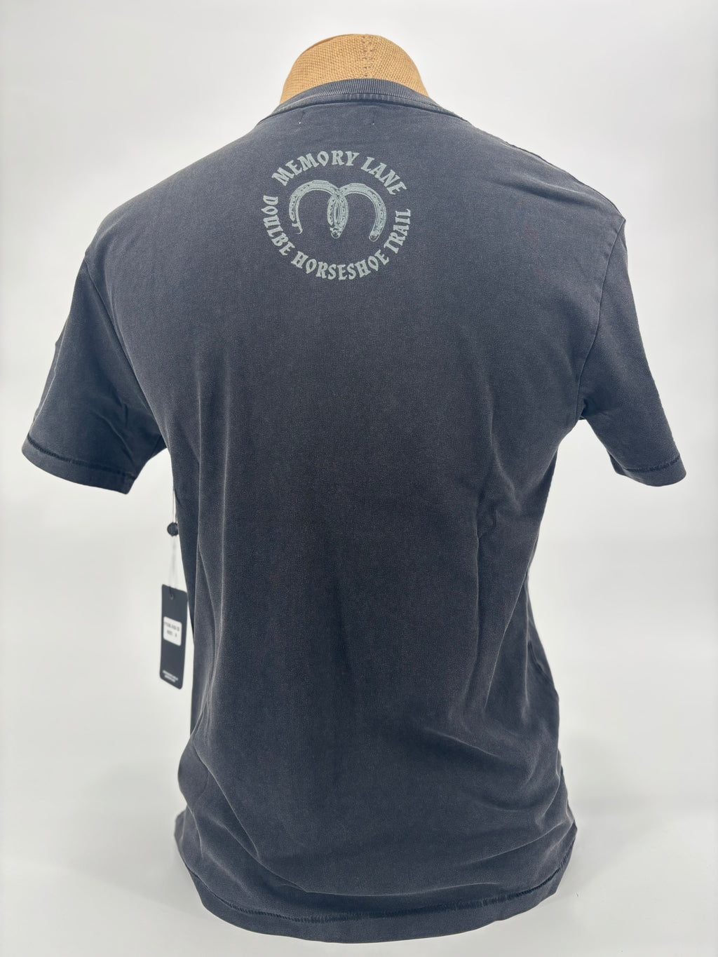 ML Runnin Wolves Tee Vntg Blk