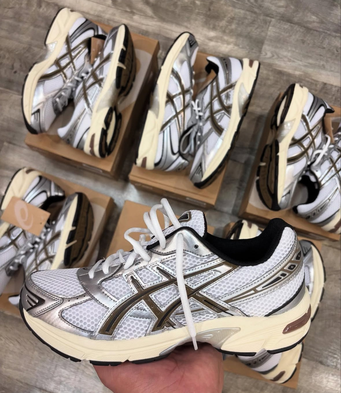 Asics 1130 Wht Clay Canyon