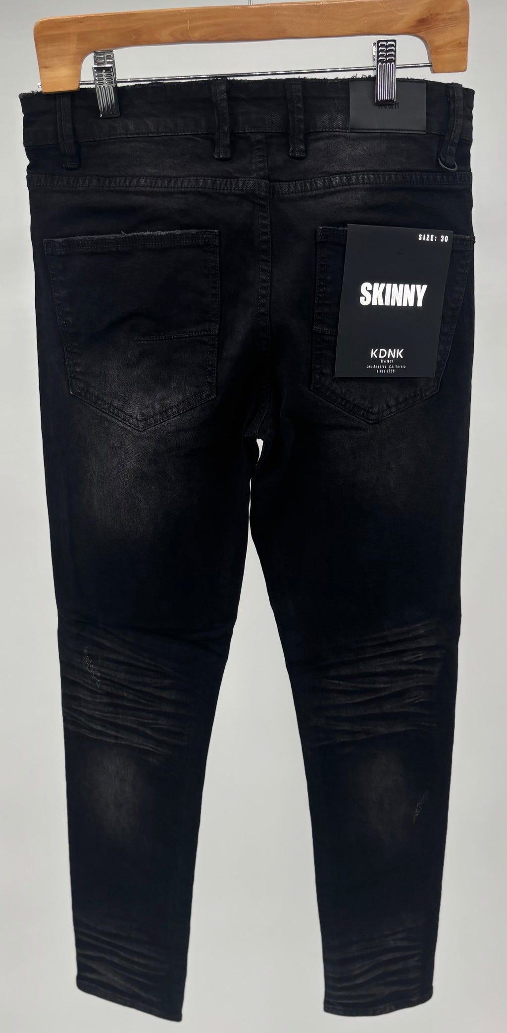 KDNK Distressed Jeajs Blk