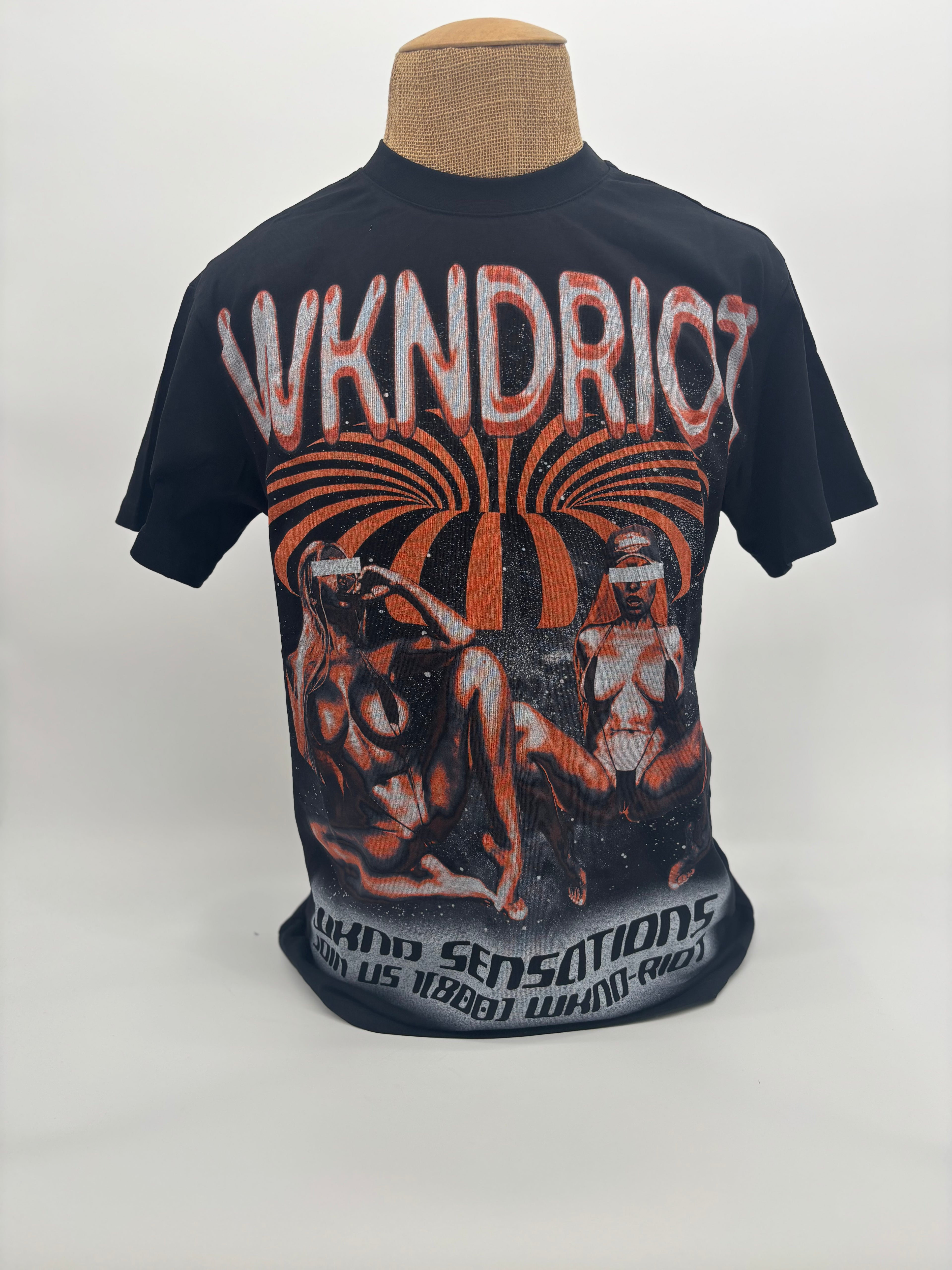 WKND Sensations Tee Blk