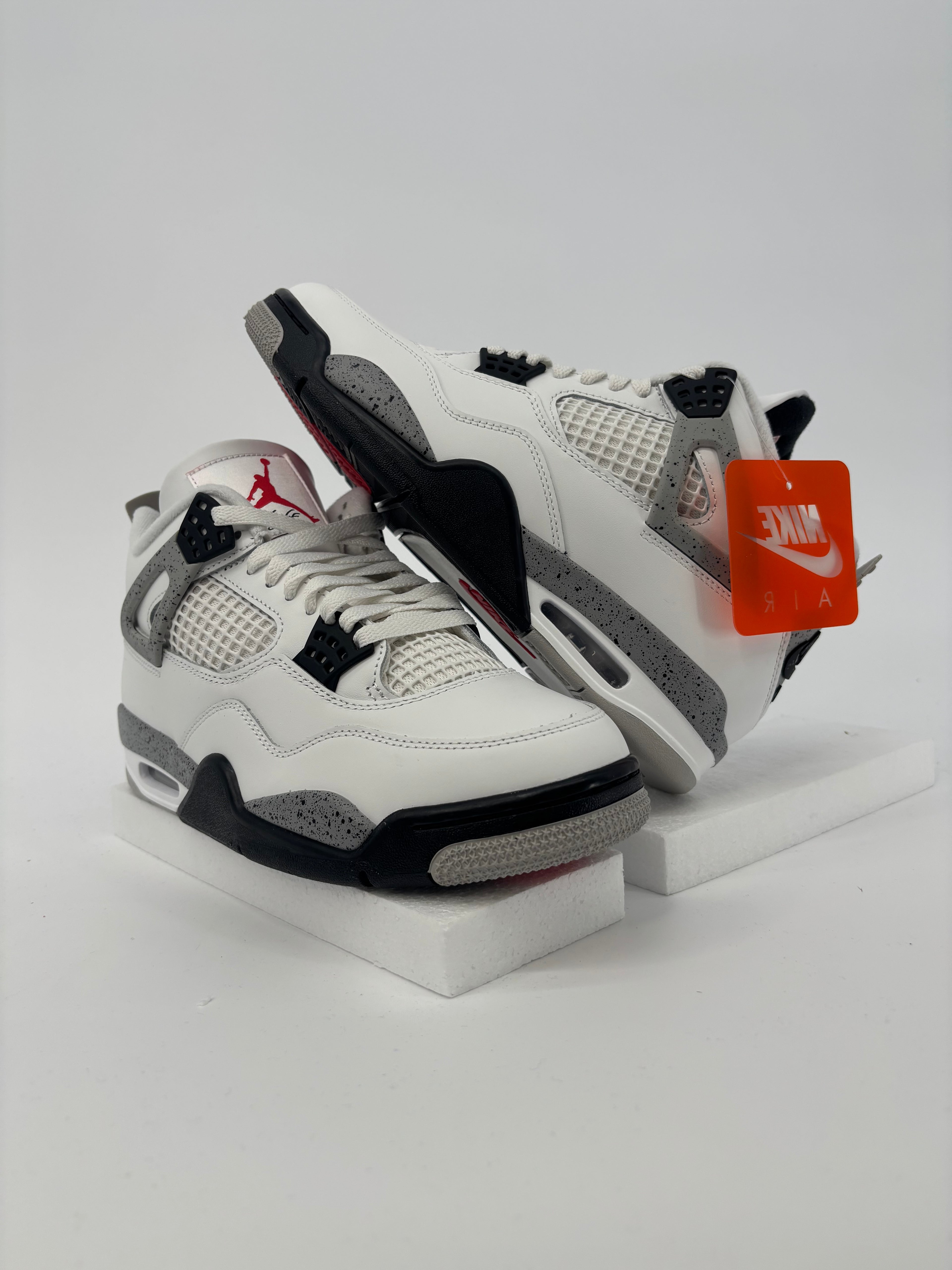 Jordan 4 Retro White Cement