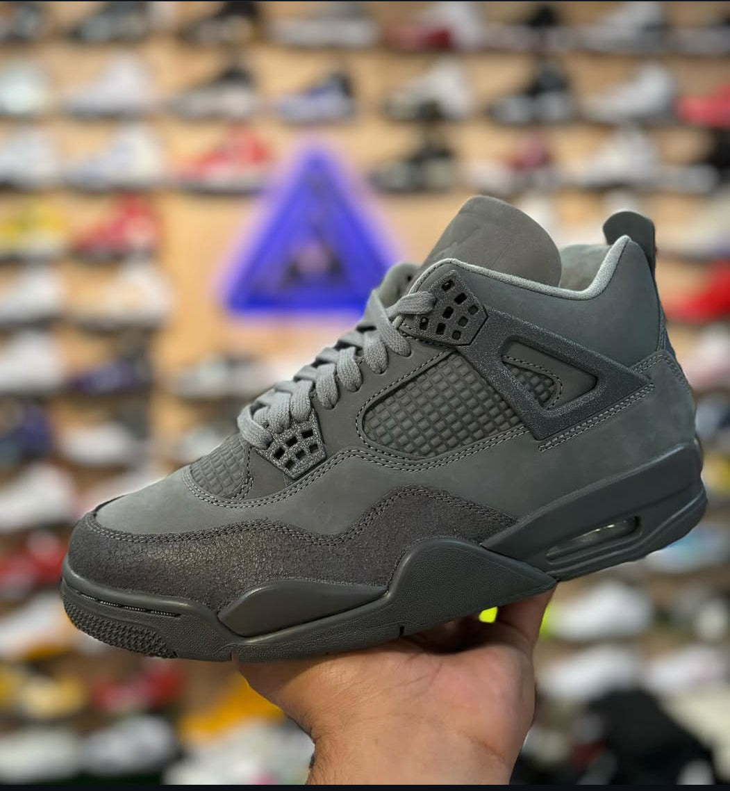 Jordan 4 Retro Wet Cement