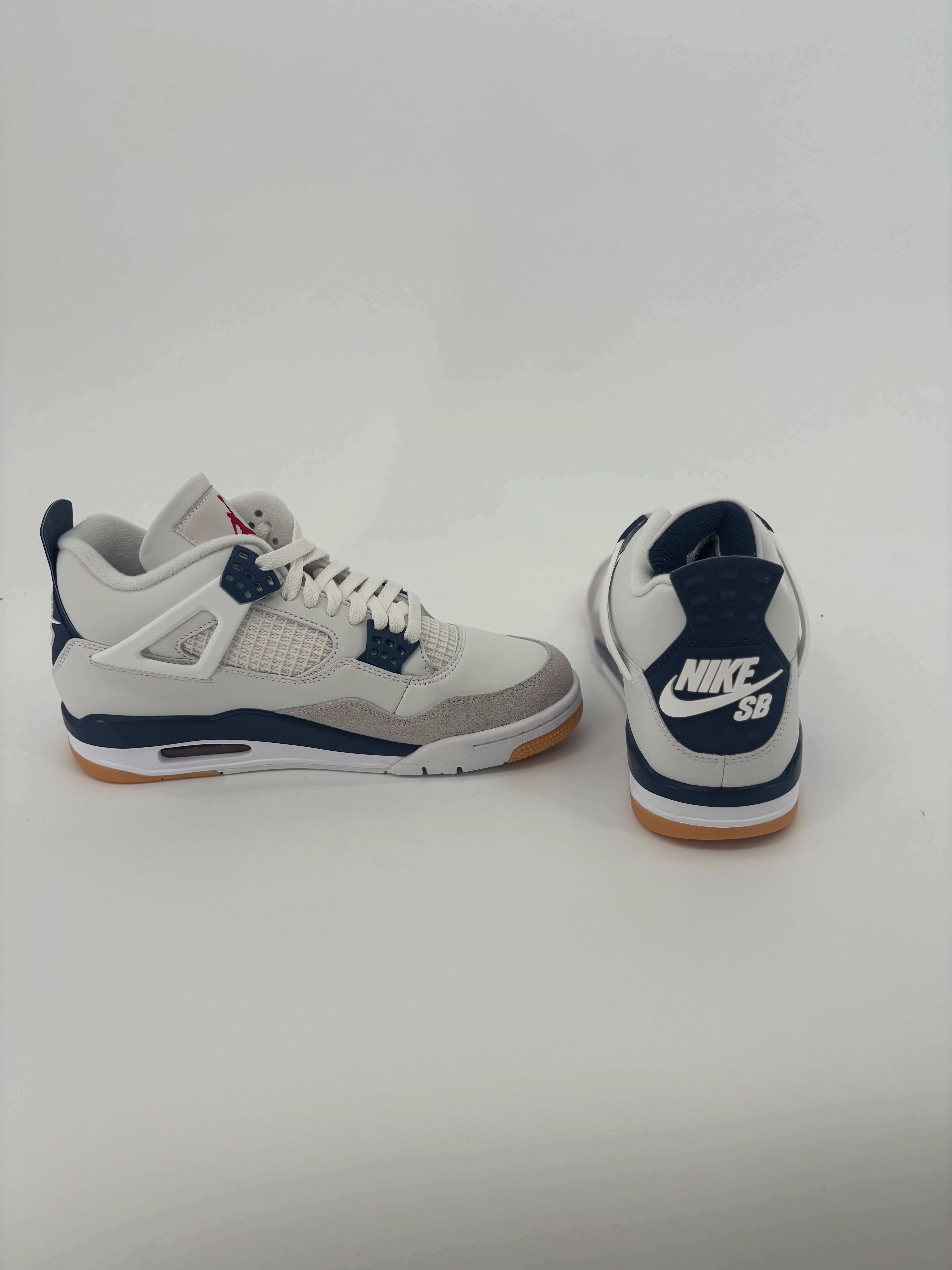 Jordan 4 Retro Navy SB