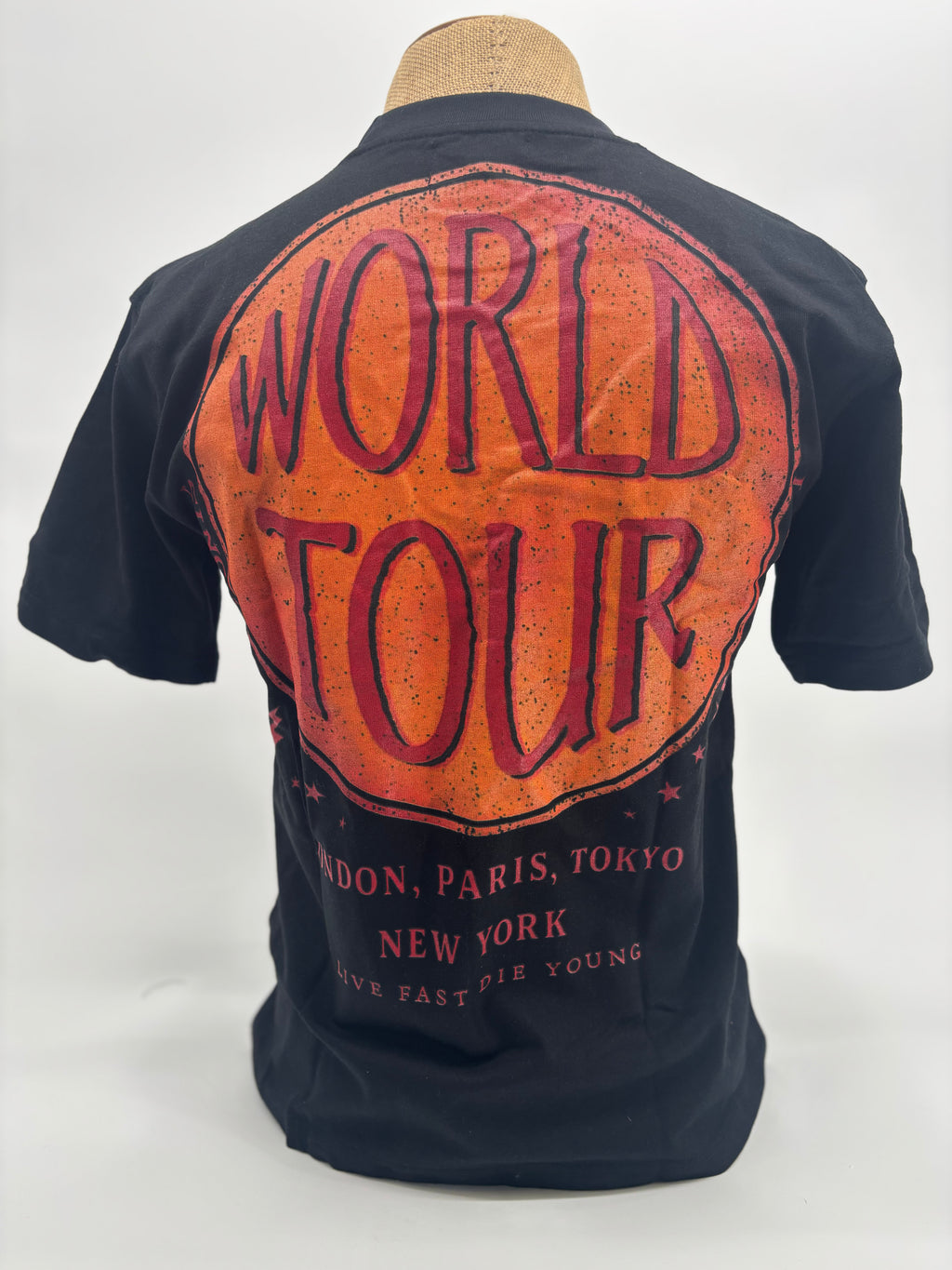 A.H. World Tour Tee Blk