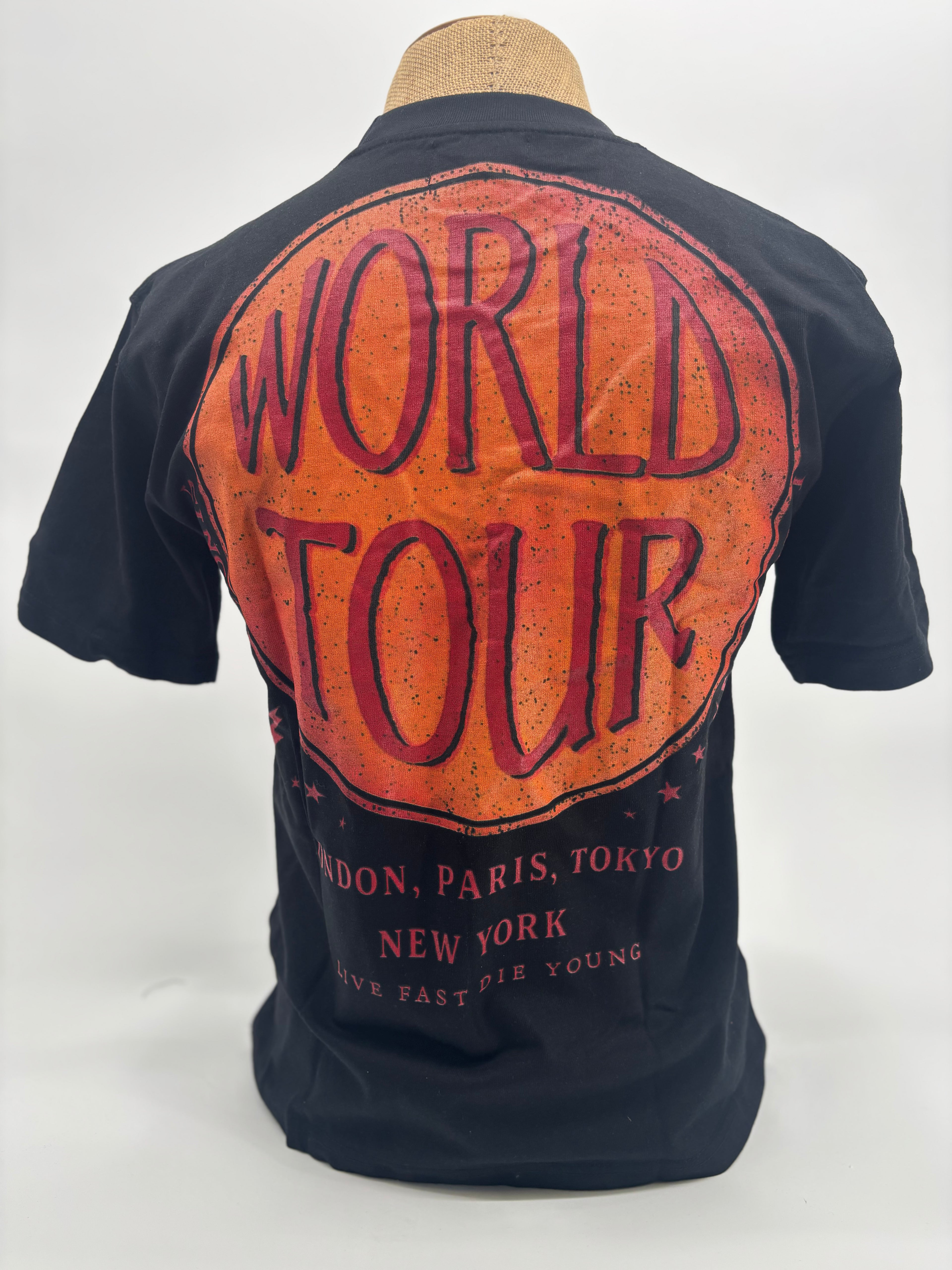 A.H. World Tour Tee Blk