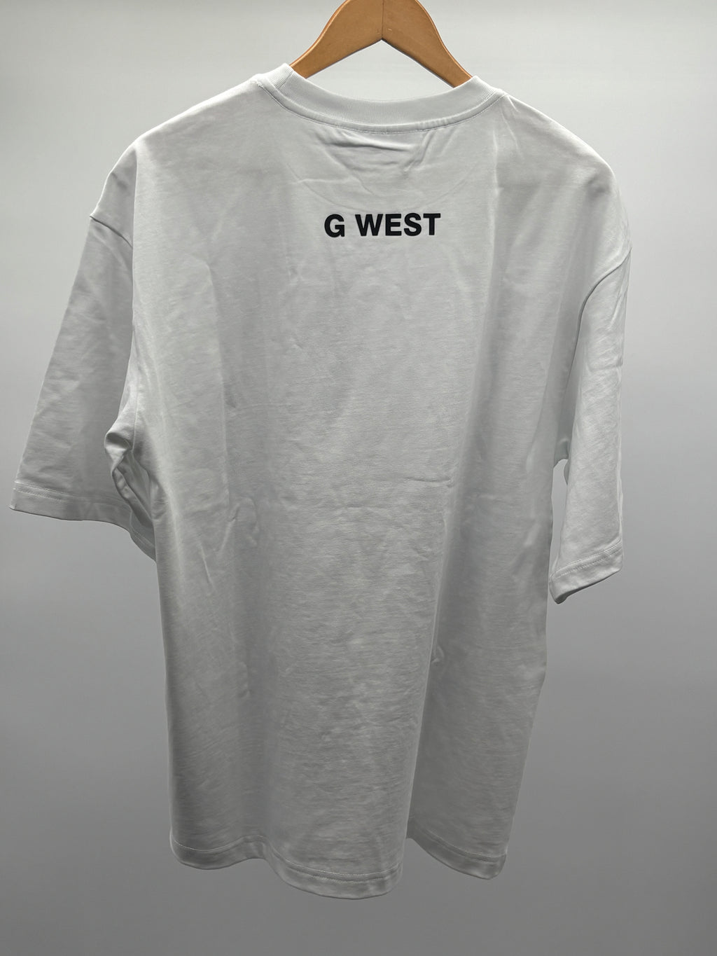 GWest Shadows Bloom Tee Wht Lt Blue